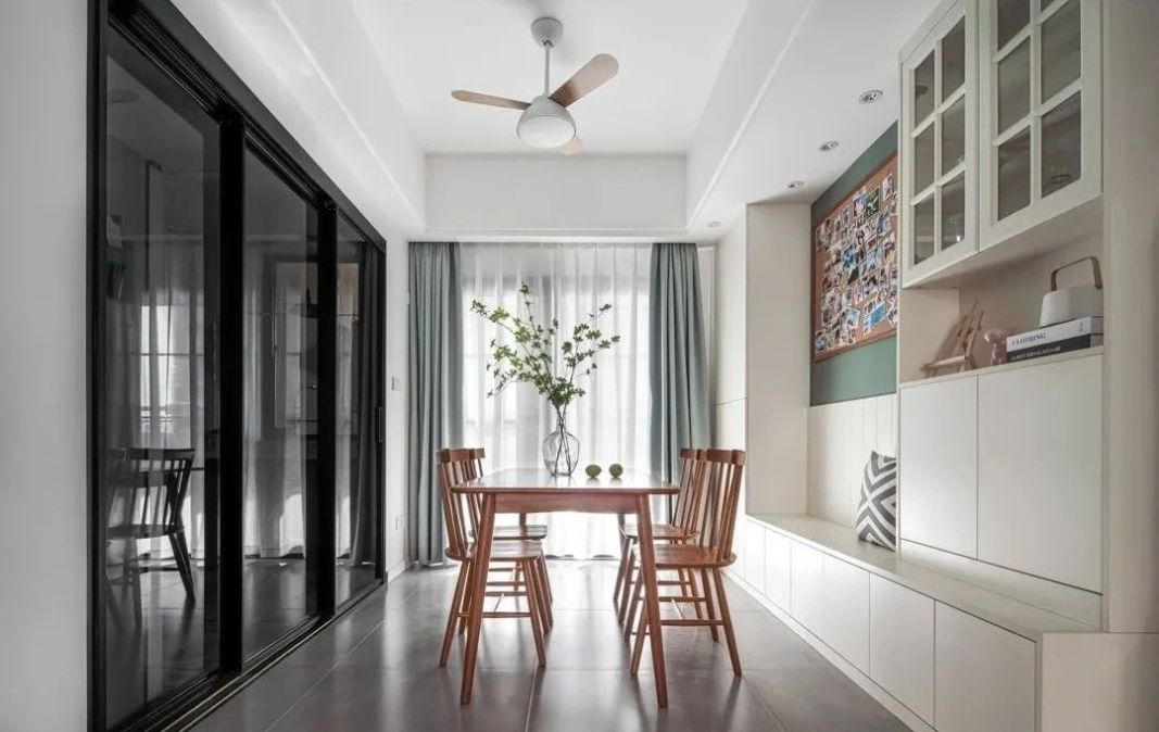 119現(xiàn)代四房裝修案例，現(xiàn)代簡約[柔時(shí)光]風(fēng)格