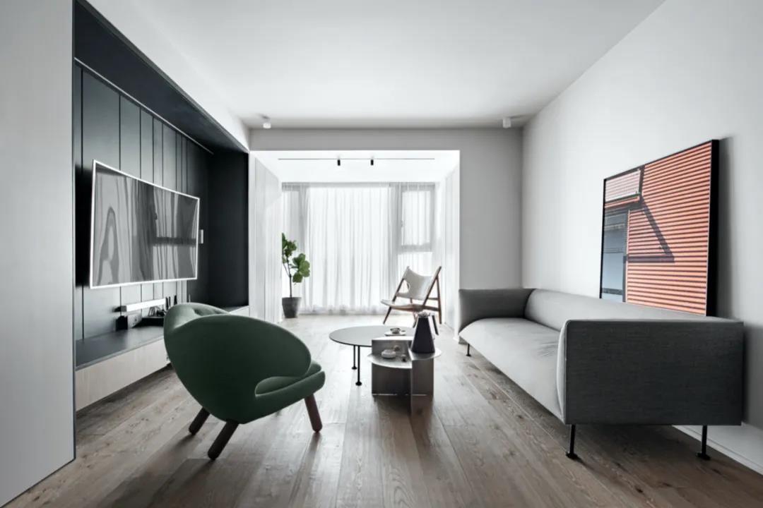 120平現(xiàn)代簡(jiǎn)約三居裝修，簡(jiǎn)約舒適風(fēng)格