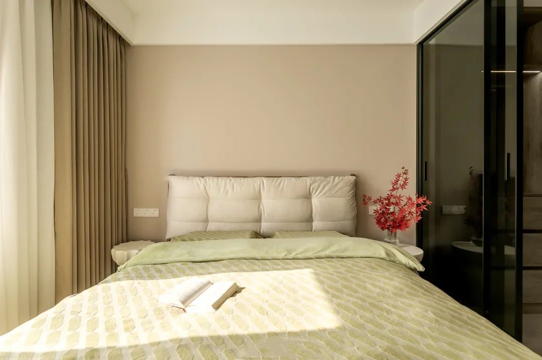 廣澤上苑-105㎡現(xiàn)代奶油風(fēng)三居，夢想中柔軟又宜居的家！