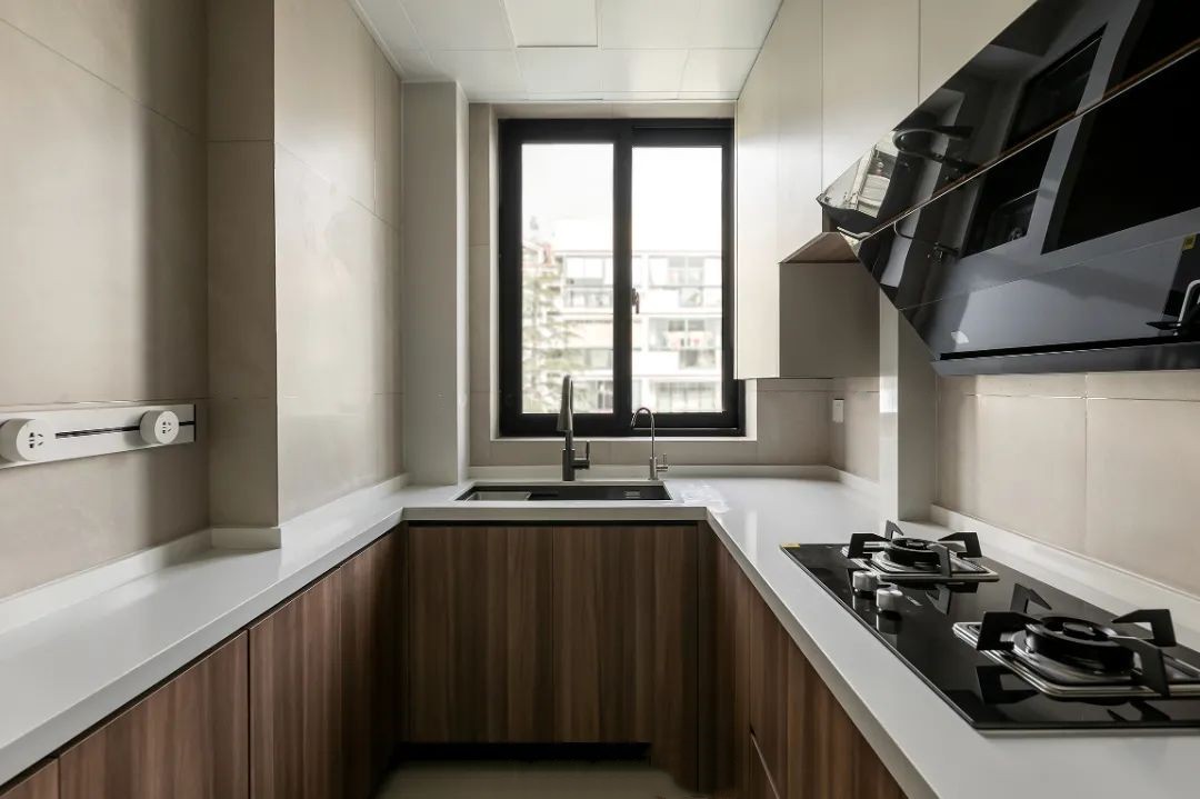 廣澤上苑-105㎡現(xiàn)代奶油風(fēng)三居，夢想中柔軟又宜居的家！