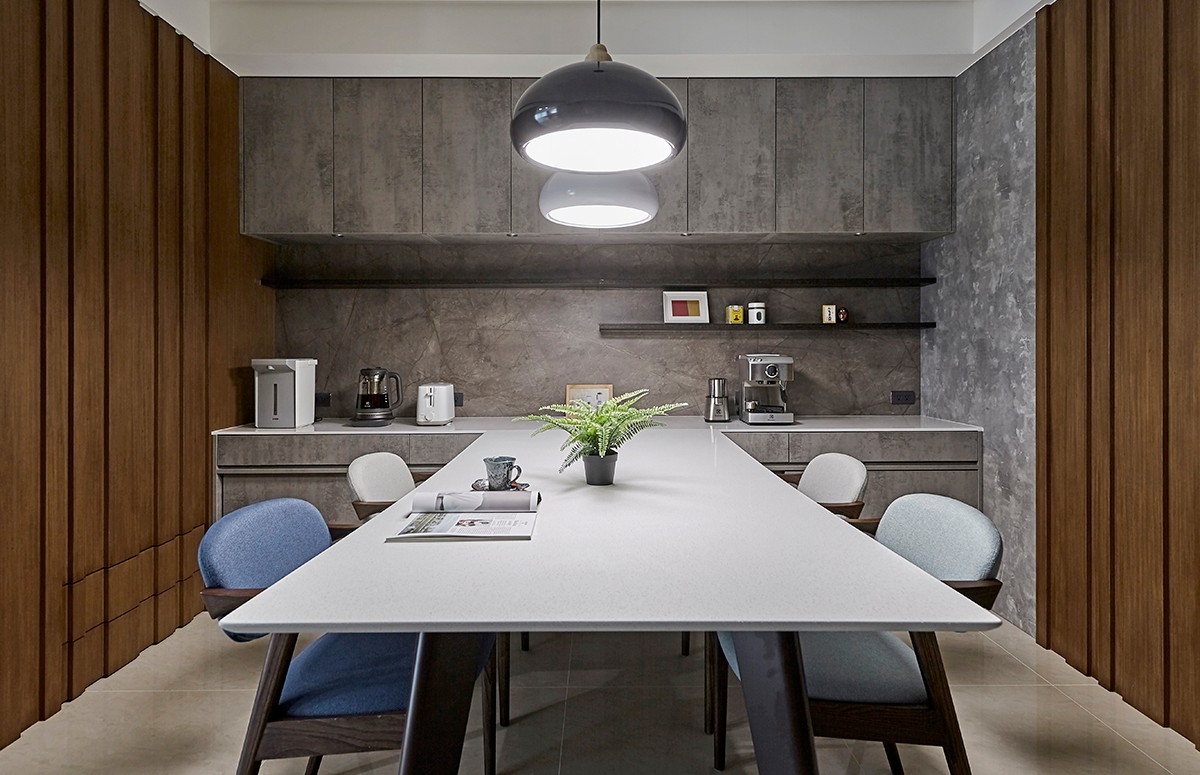 120平大三房輕奢風格裝修，色彩沉著內斂