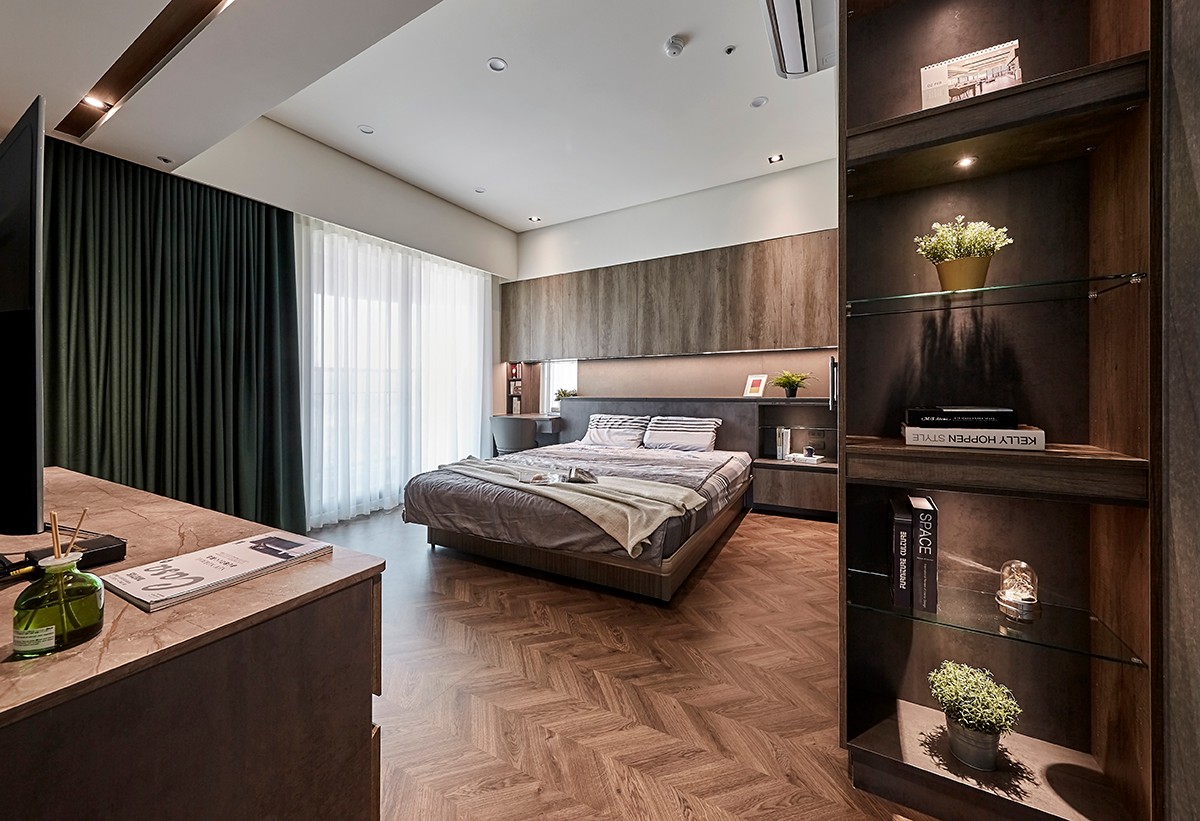 120平大三房輕奢風格裝修，色彩沉著內斂