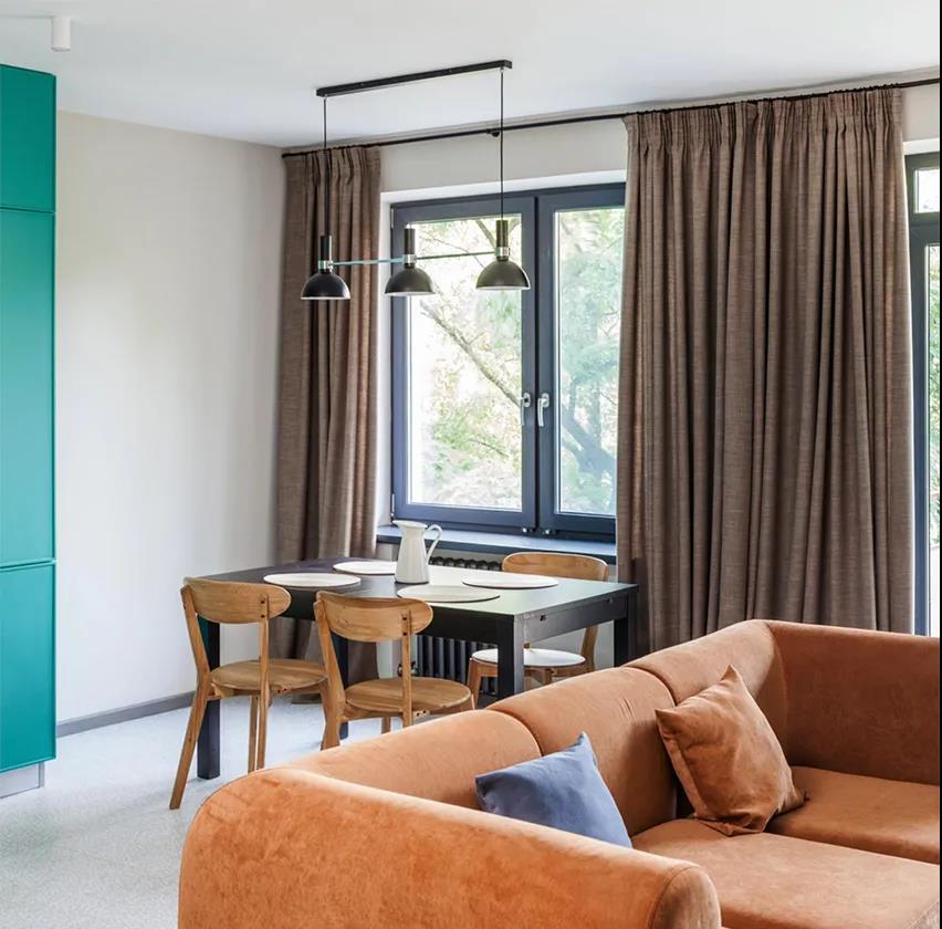 92平現代復古風格裝修，湖藍色+水磨石餐廳