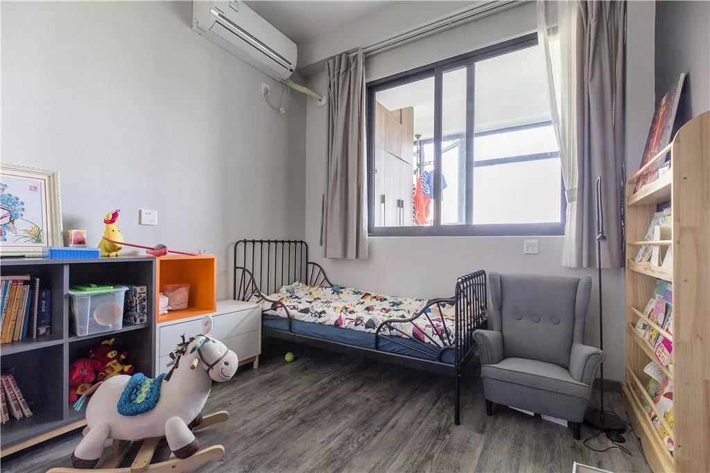 100㎡現(xiàn)代風(fēng)格裝修效果圖，臥室小衣帽間收納實用！